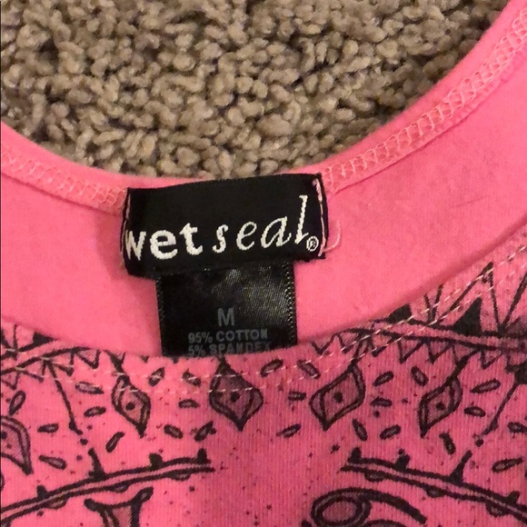 tank top - Picture 2 of 3